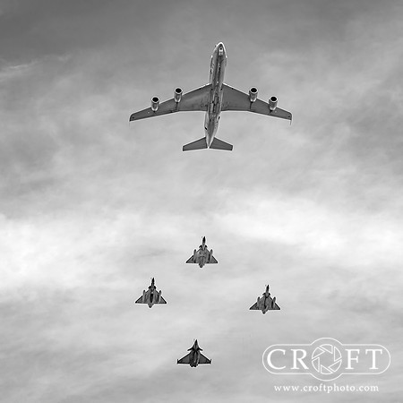 Flypast_bw_1